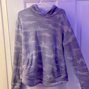 Gray camo athleta sweatshirt